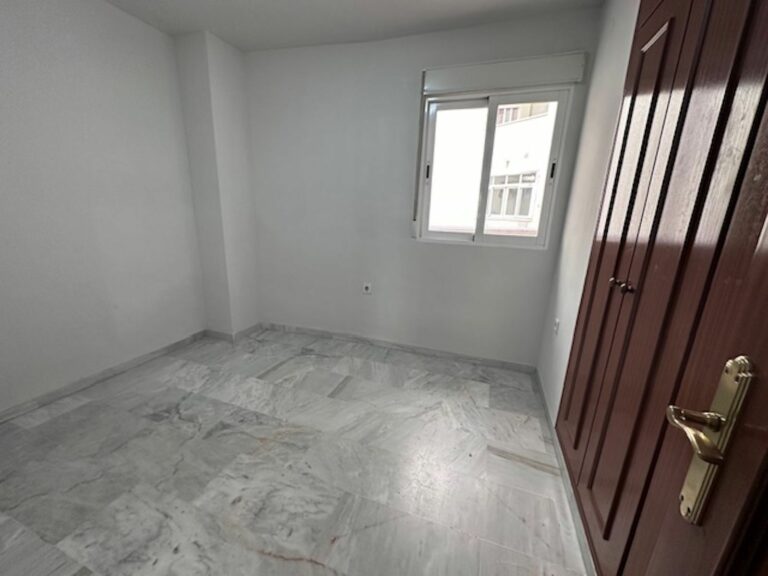 44881f01f217e7a4ff50269a7d5a4860 - 14