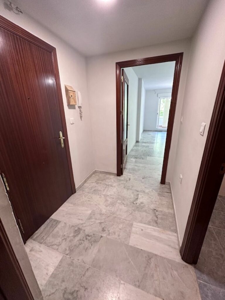 44881f01f217e7a4ff50269a7d5a4860 - 8