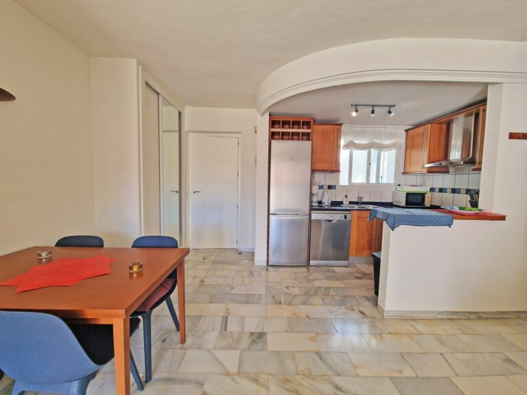 4730f15bf040596a76e929ca494e0378 - 15