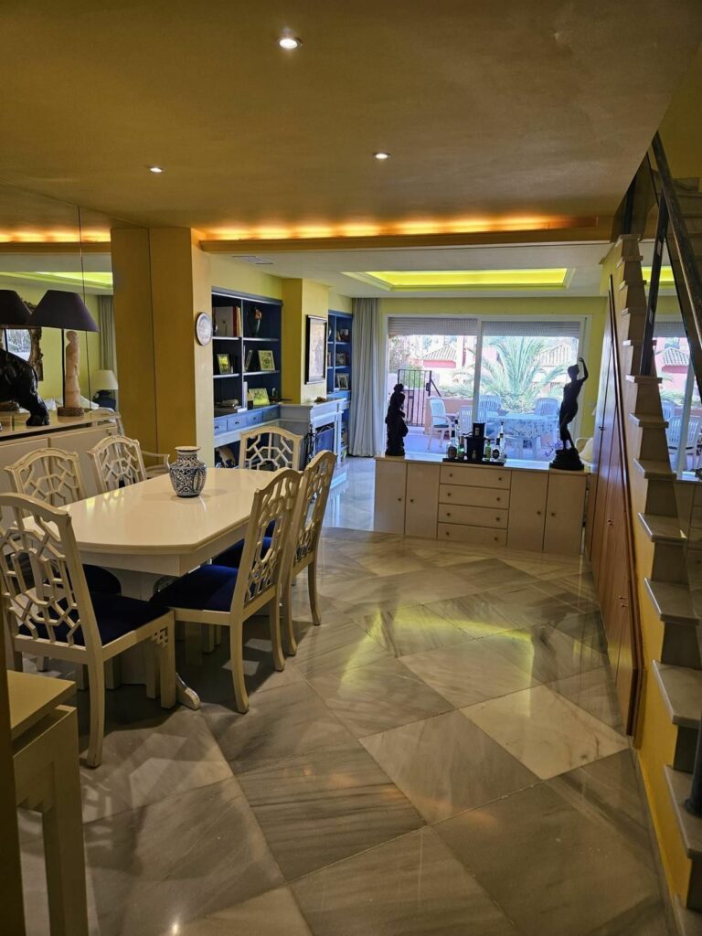 4781ef3697ee234761a151bcbd818c61 - 14