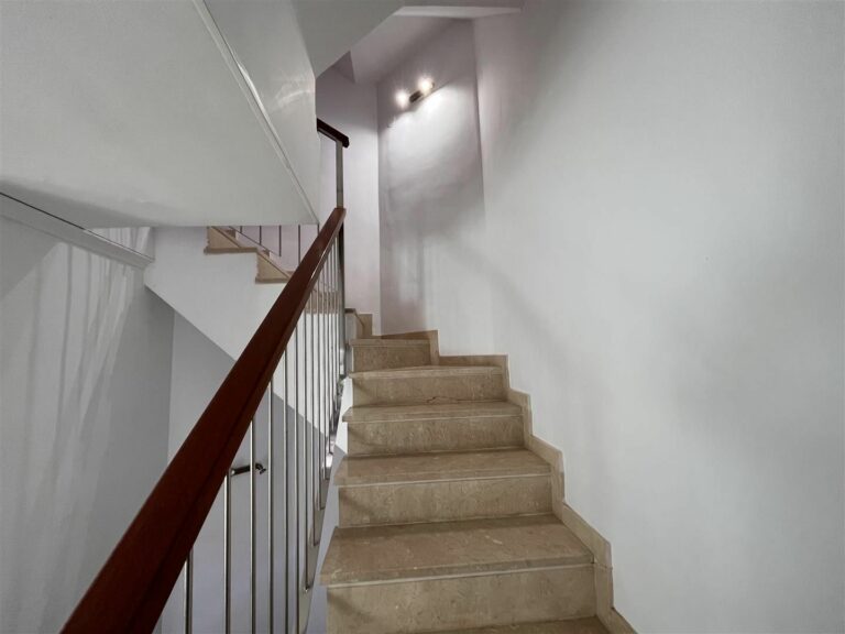 4c95cc79f65954c3c80a38fe85637f3d - 11