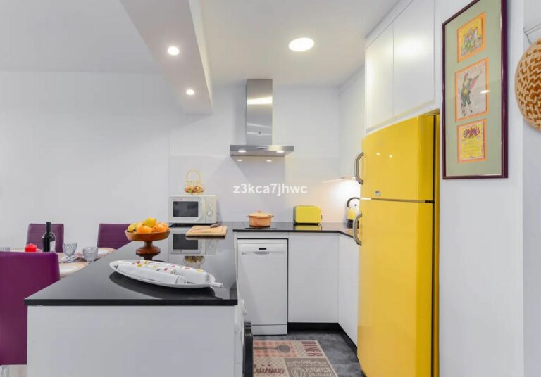 4e33b417a6b1646ecddcf10f559cf09f - 10