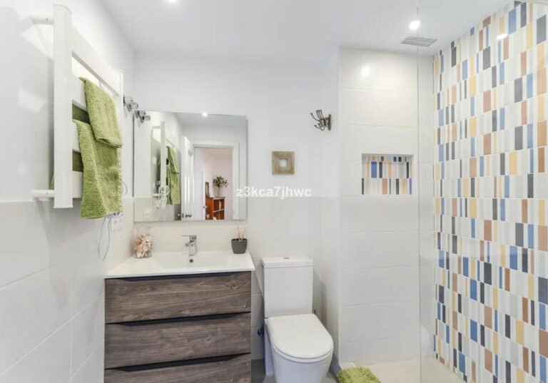 4e33b417a6b1646ecddcf10f559cf09f - 11