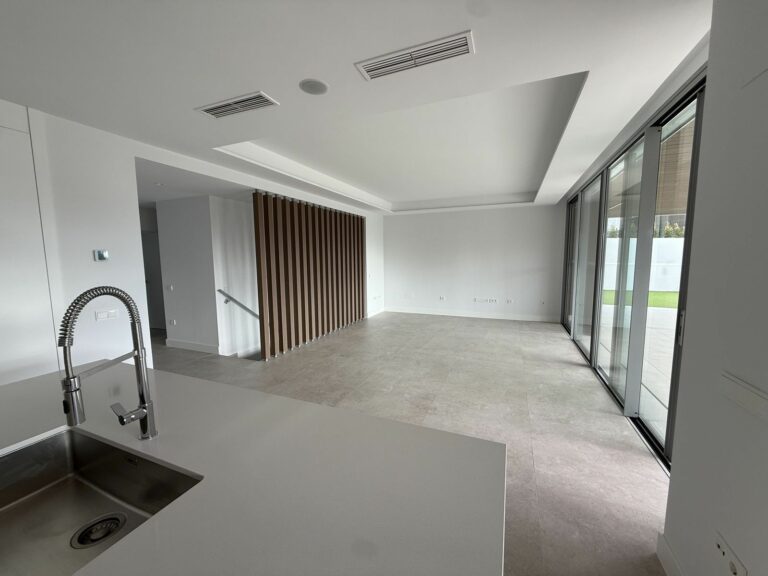 522523cc74f8e56306eb3bd015e7ca0d - 7