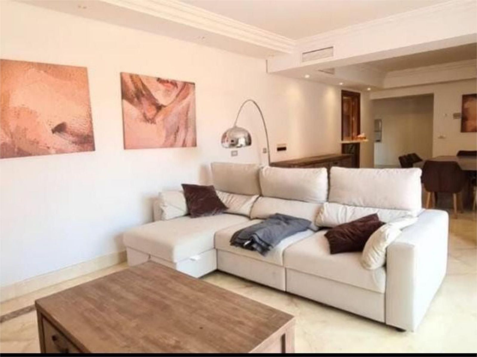 5240f8f9e9e8e6b65fd79d761f4ee33f - 4