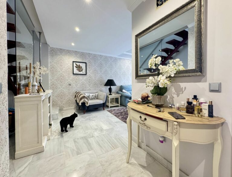 525f8549ea103f5aa865031308f3d7ec - 4