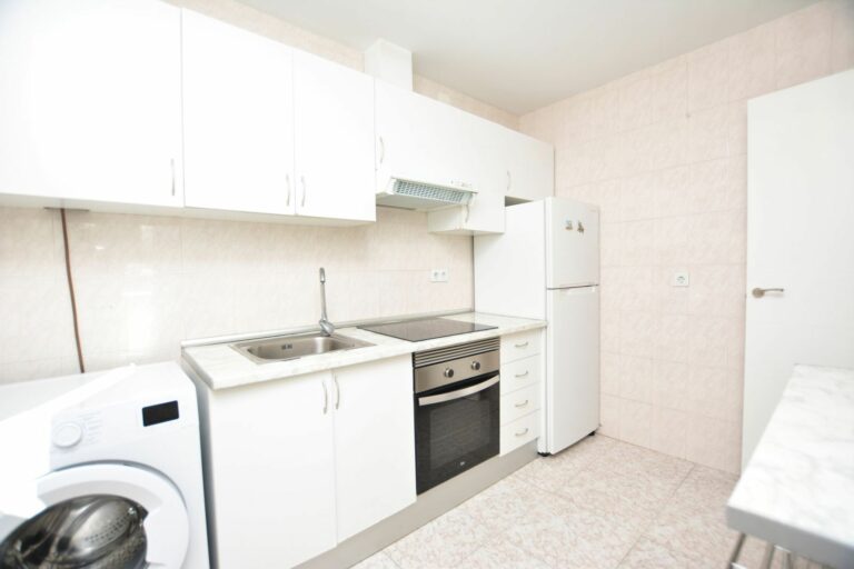 5374f4aafc1f41ece9509b4c51592fe7 - 12