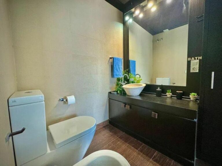 551cebbd43afa03b2c12df10a283a71c - 10