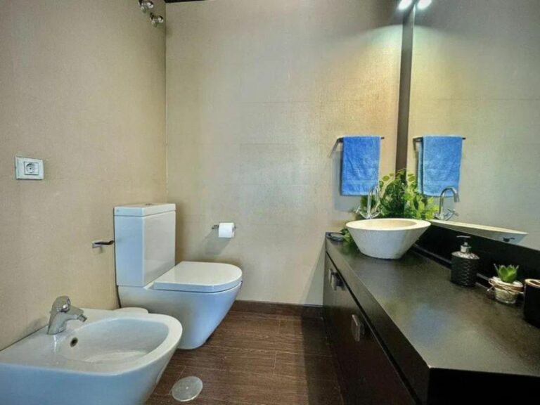 551cebbd43afa03b2c12df10a283a71c - 9