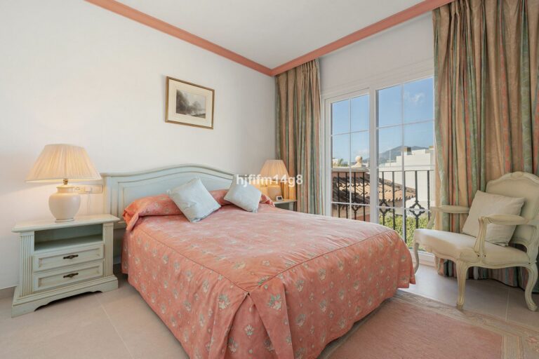 559772362812919ebc5f4505c2c5f66f - 14