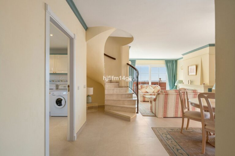 559772362812919ebc5f4505c2c5f66f - 8