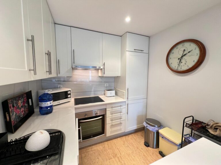 5726d1d3d4716436068fcff0a11fb5e2 - 12