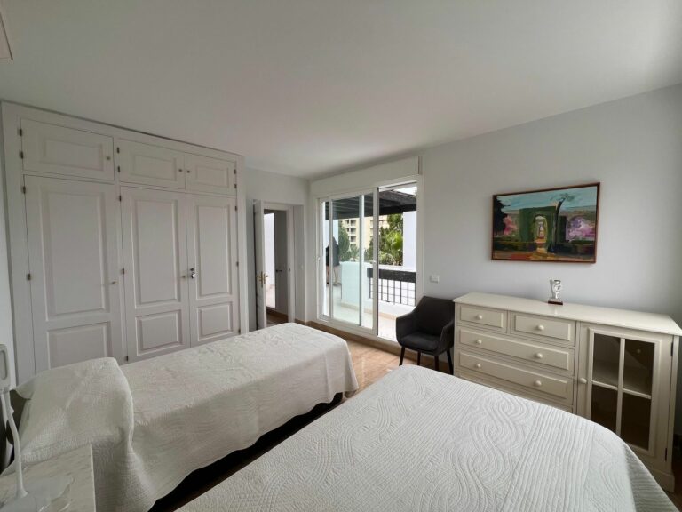 5726d1d3d4716436068fcff0a11fb5e2 - 9