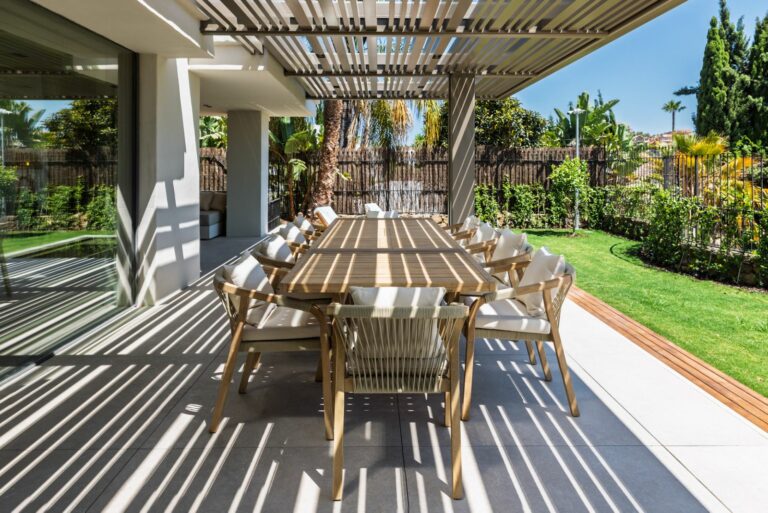 5787cd940d0a47b4dfa30edc8d9a9271 - 14