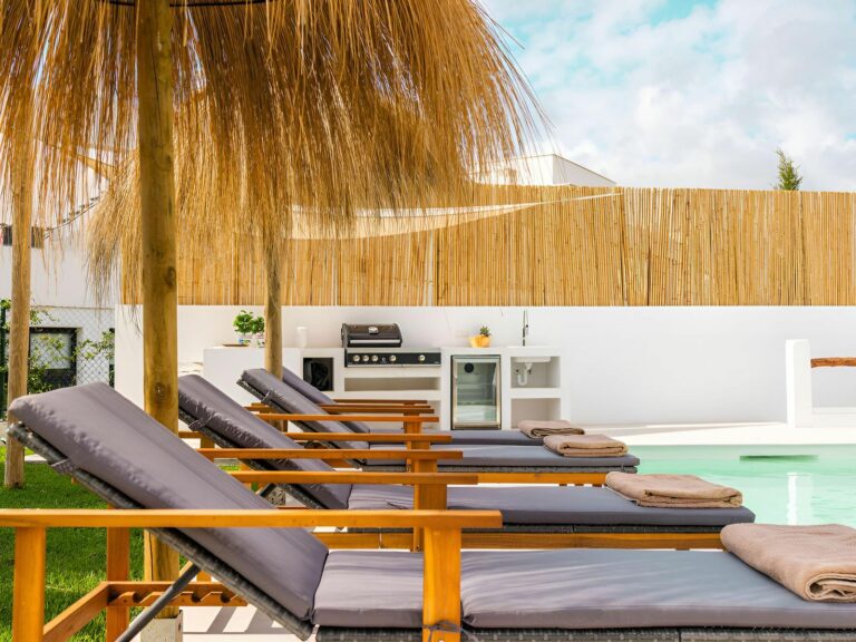 5a230821ac908562257f80eca642782b - 4