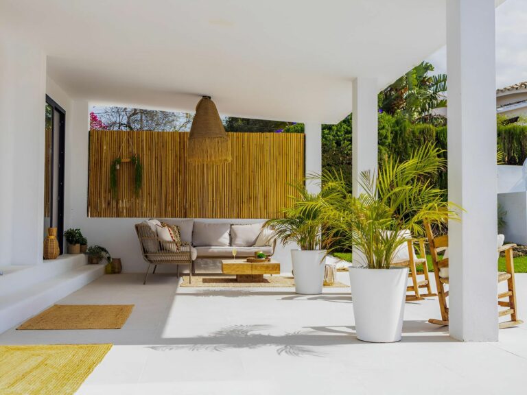 5a230821ac908562257f80eca642782b - 7