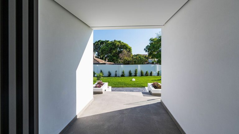 5a30e72be7d74b1057aecfcde34a8a60 - 11