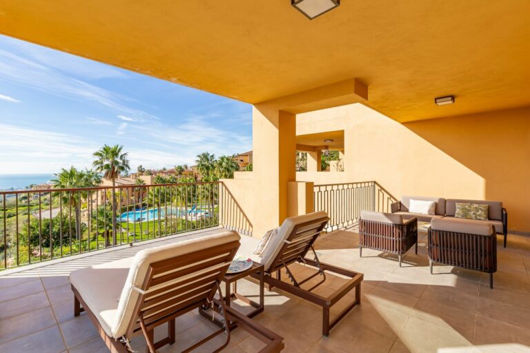 5ac6f22f112c0f3576c746ca780bae6b - 10