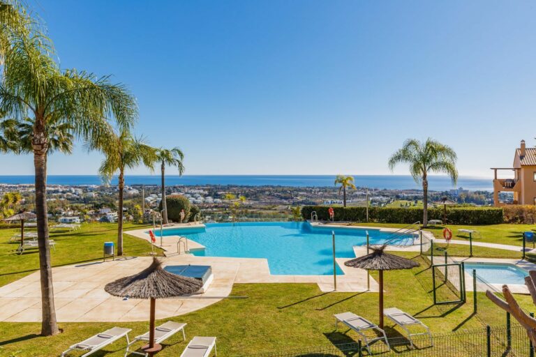 5ac6f22f112c0f3576c746ca780bae6b - 13