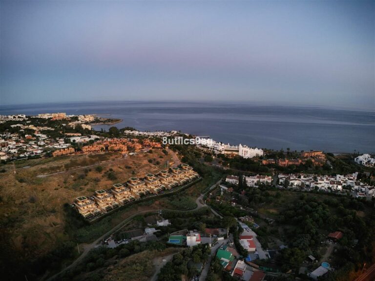 5c2769e00576637da638b5ed4d8739ed - 13