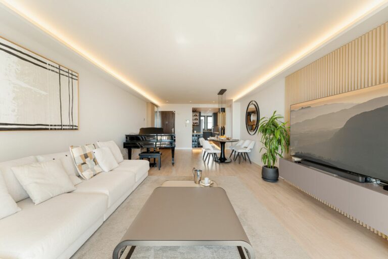 5c94323fdd3a88f479578587a0e5b63a - 12