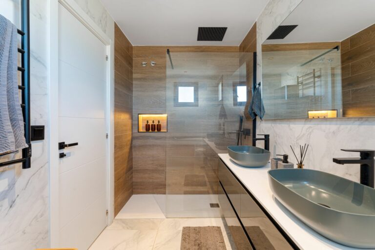 5c94323fdd3a88f479578587a0e5b63a - 15