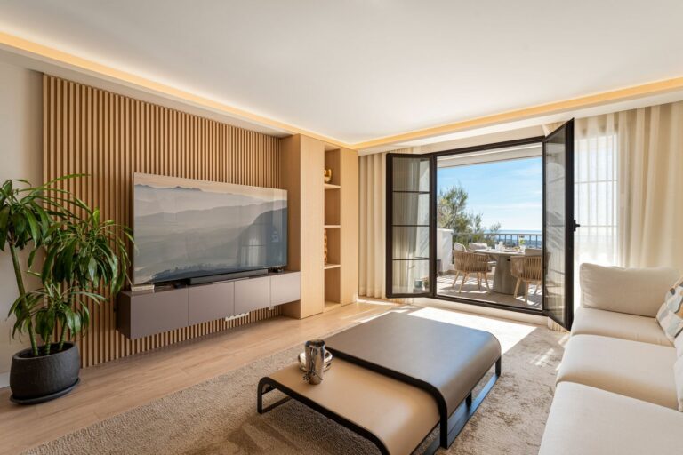 5c94323fdd3a88f479578587a0e5b63a - 4