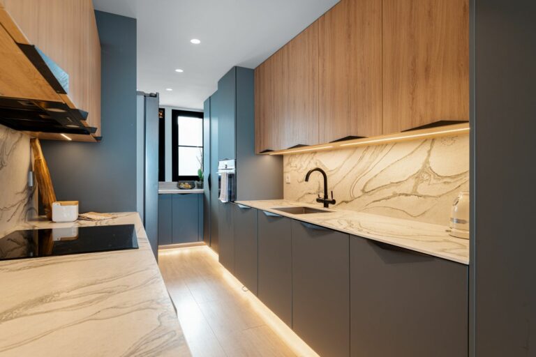 5c94323fdd3a88f479578587a0e5b63a - 9