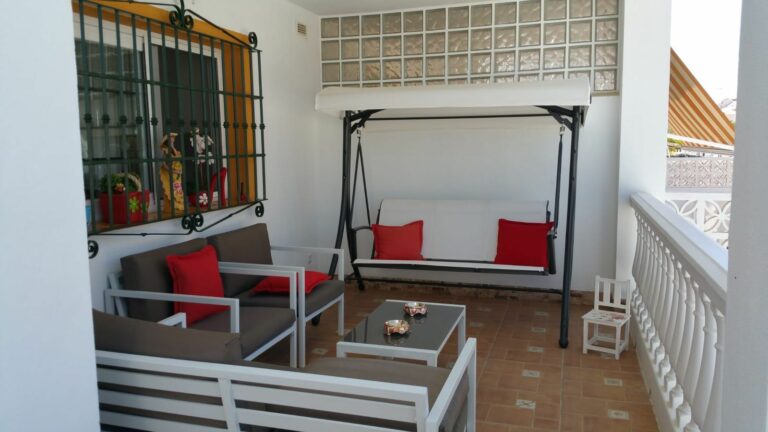 5d447025a5f06fb14328af3970095847 - 16