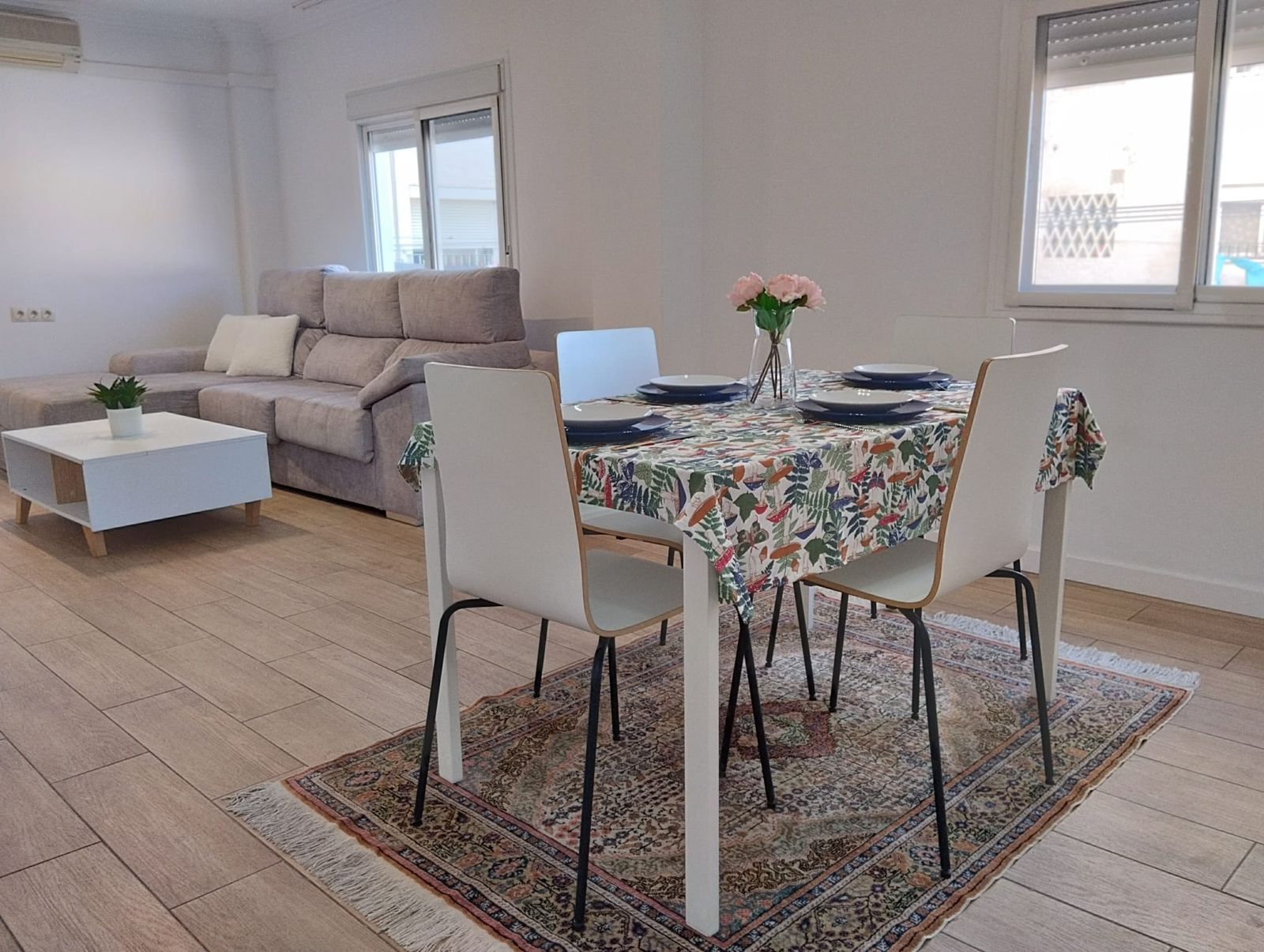 5d51734e21682b7689da0d6c20f65361 - 1