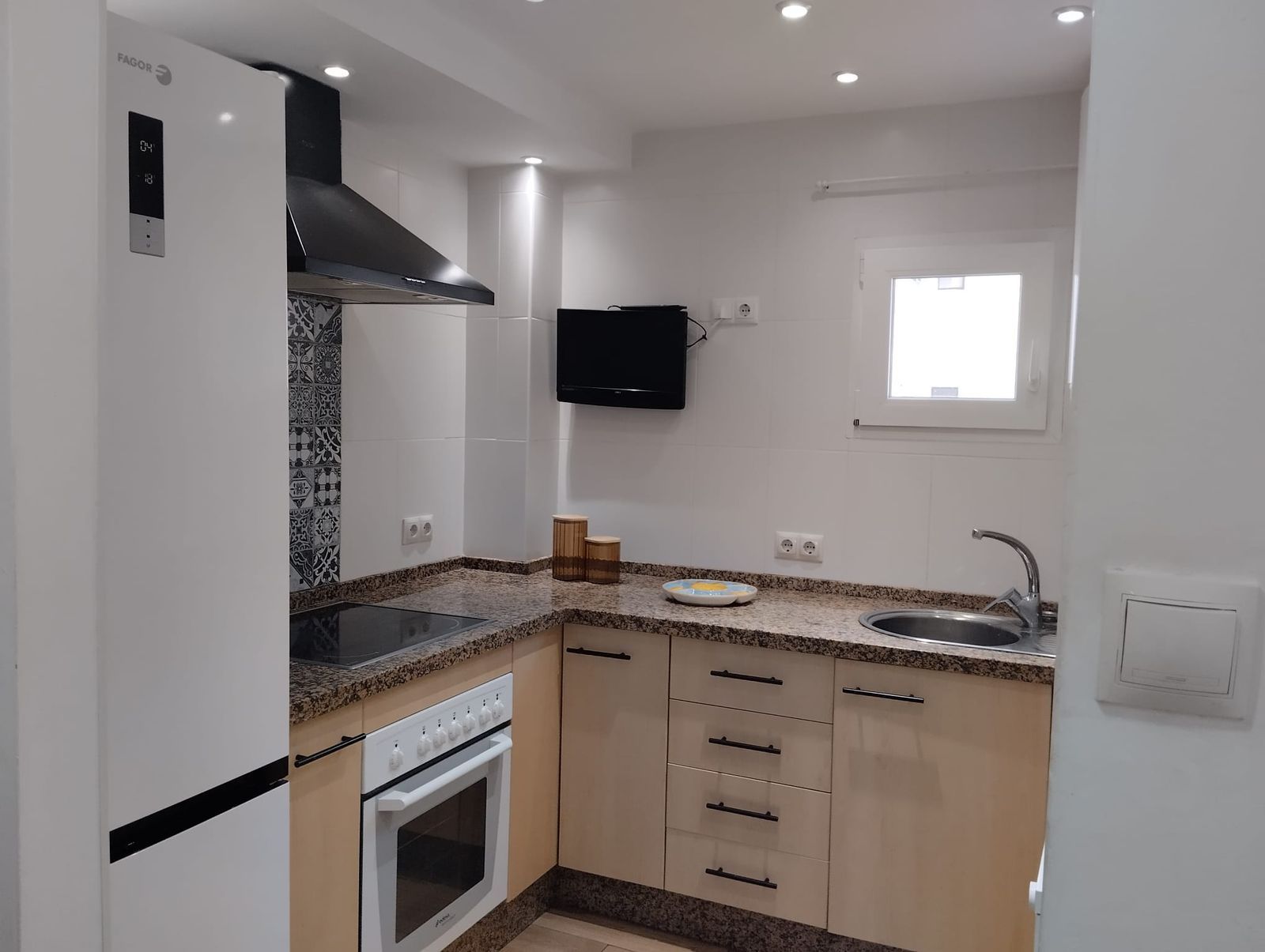 5d51734e21682b7689da0d6c20f65361 - 11