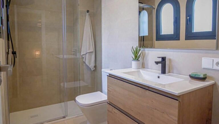 612bfa1169aa8ed3fee36f026e178a43 - 6