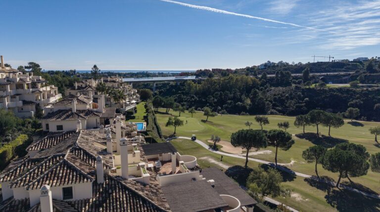 61b35992056058475afd655c2b21a0cf - 8