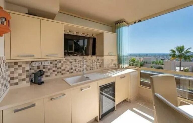 625587514ee63e953421dd461e353948 - 10