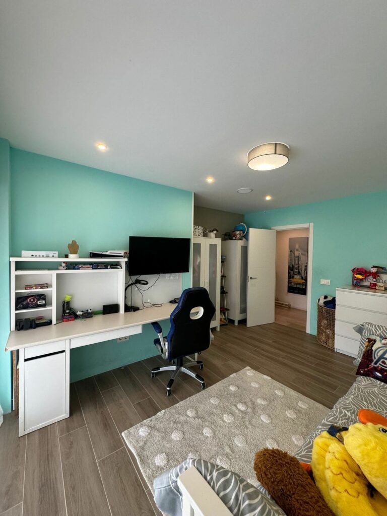 63ae3677e158be3233c42267c4bc32bb - 10