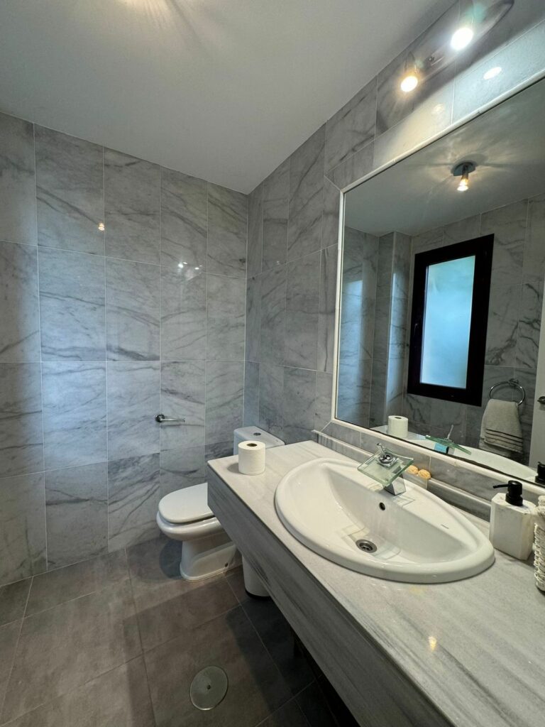 63ae3677e158be3233c42267c4bc32bb - 16