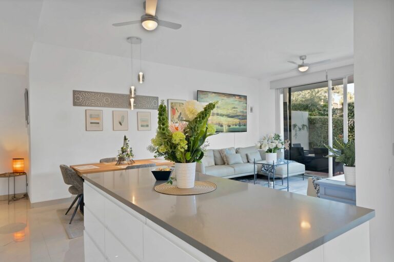 648ee2b4f250c2c63df690858c8555b5 - 4