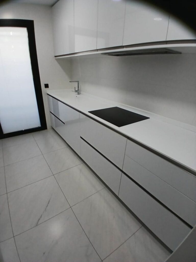 64b15a022e84e127b3c42a72da8ec6d6 - 8