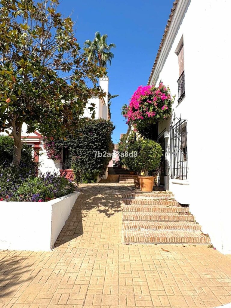 679d22ed3c87f8227567f50bbdd9e41b - 7