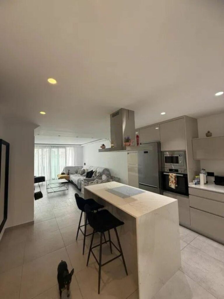 67bfbbcd8534ffcde540968c11414cd5 - 4