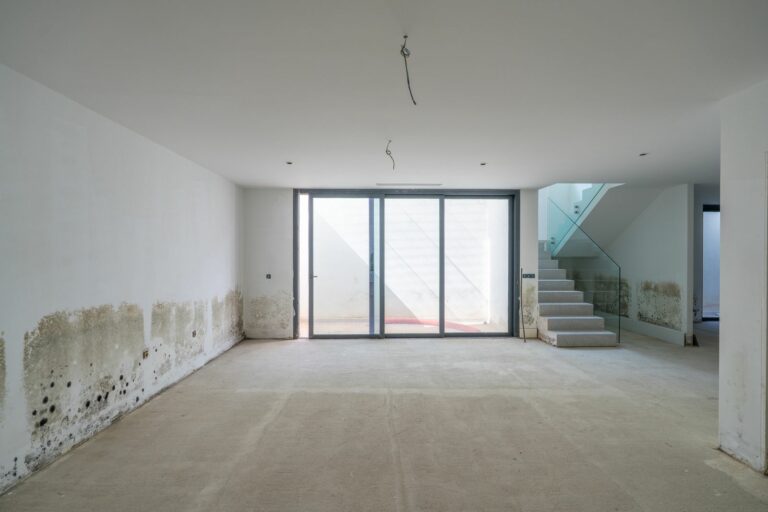 6924ca231a2cee6a062a94eadc3b6e82 - 16