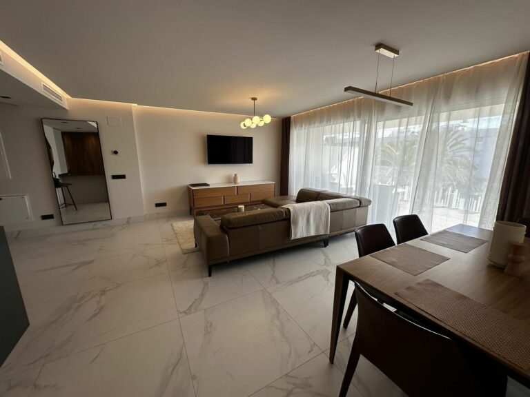 6ab2813497afa9a4718b2855c0cc8fe6 - 8