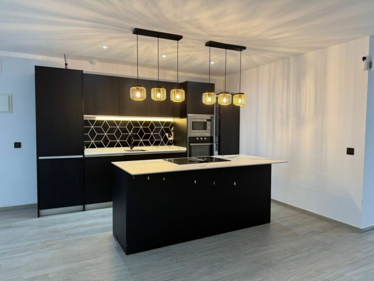 6aeb042850b3840099abf1e5a50cb617 - 2