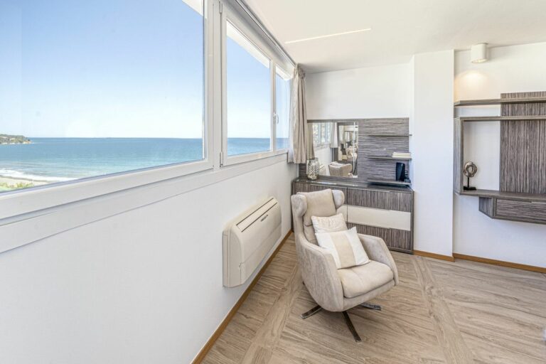 6bb7fca7fa7166195d01854180a993cd - 13