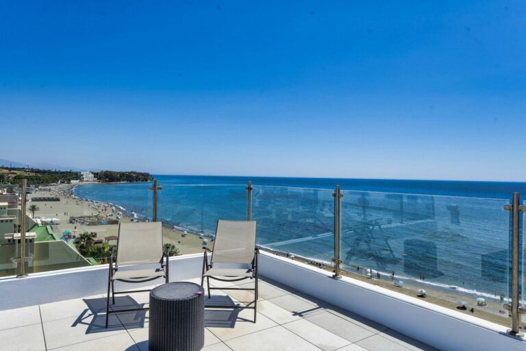 6bb7fca7fa7166195d01854180a993cd - 16