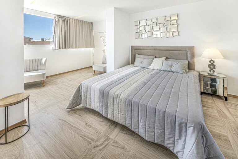 6bb7fca7fa7166195d01854180a993cd - 6