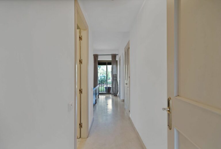 6d1b85a83e538e561c23026ee8060f8e - 10