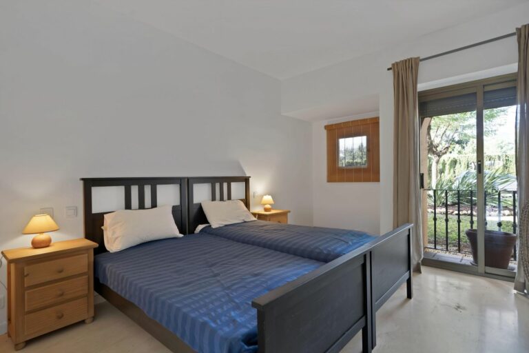 6d1b85a83e538e561c23026ee8060f8e - 12