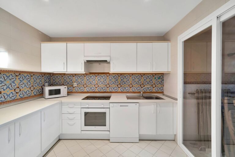 6d1b85a83e538e561c23026ee8060f8e - 14