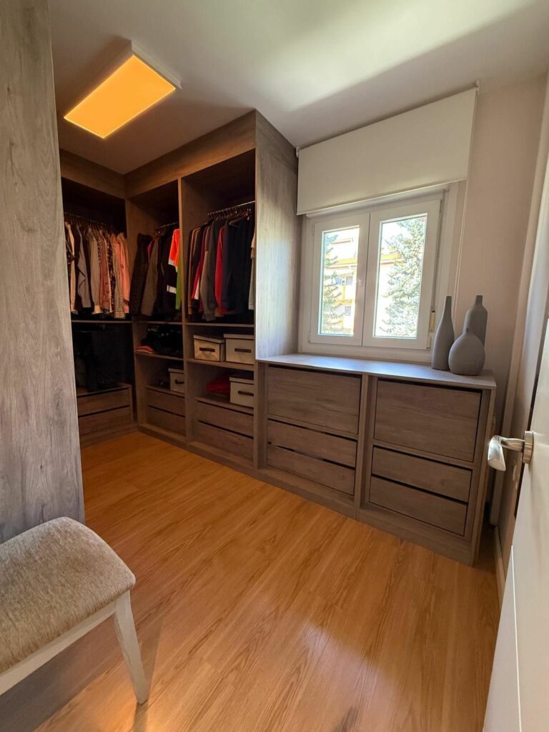 6e63efadeba95c76f8d0e72a93013697 - 13